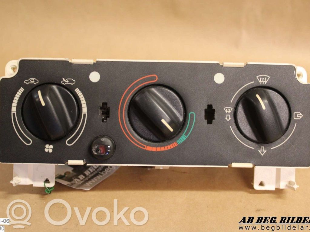 Opel Corsa C Climate control unit 