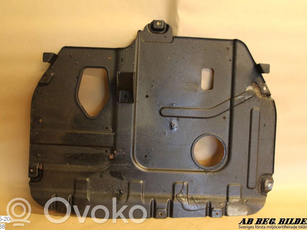 KIA Ceed Front bumper skid plate/under tray 