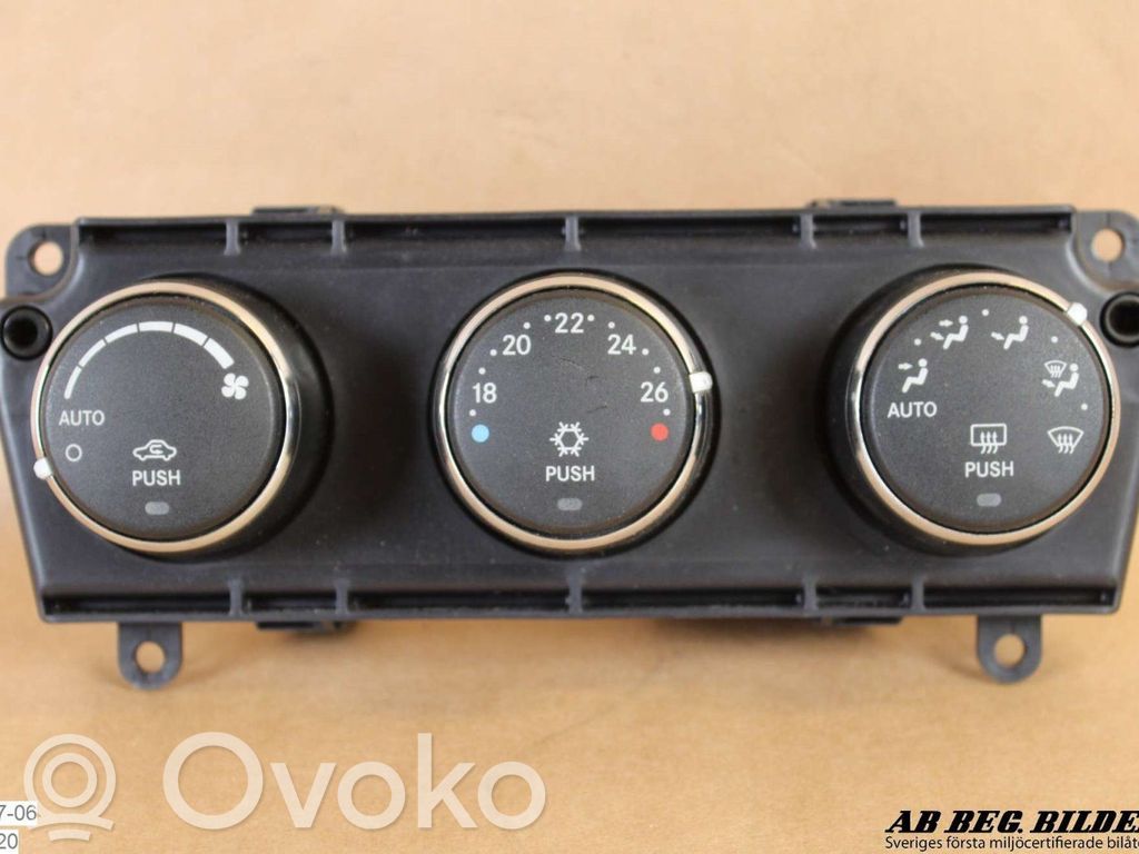 Climate control unit   P55111886AB