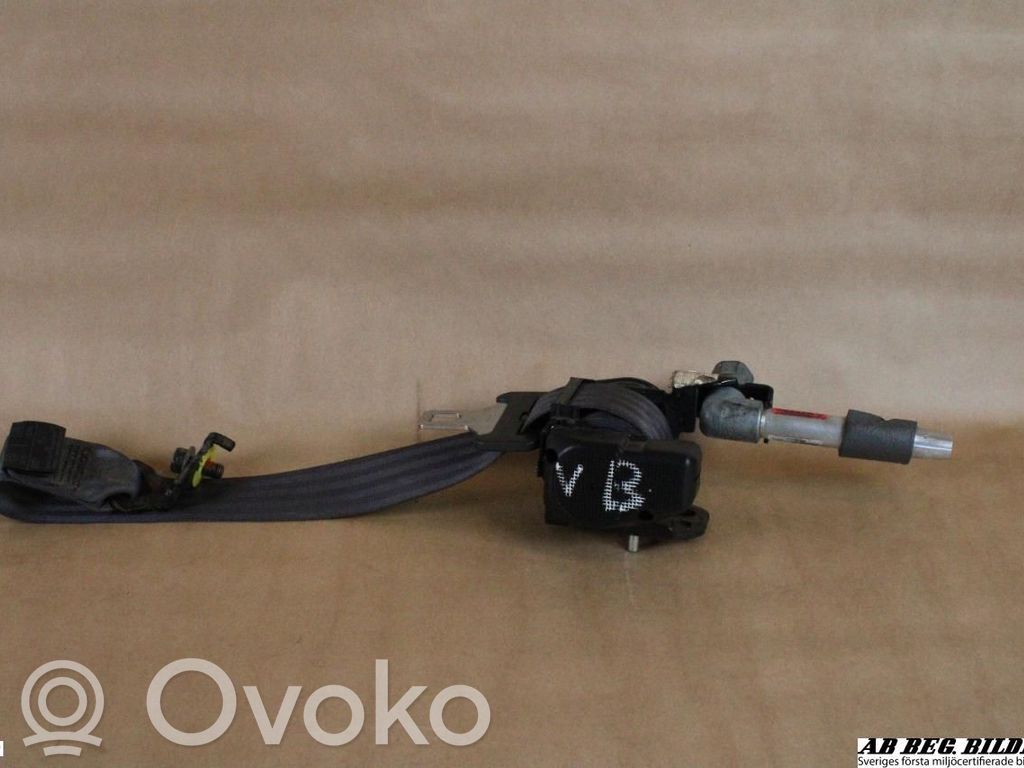 Volvo S60 Cinturón trasero 