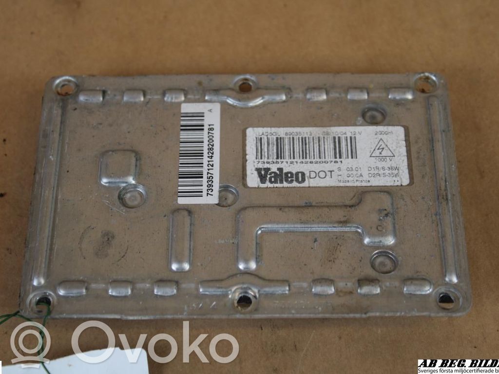 Volvo XC70 Light module LCM 