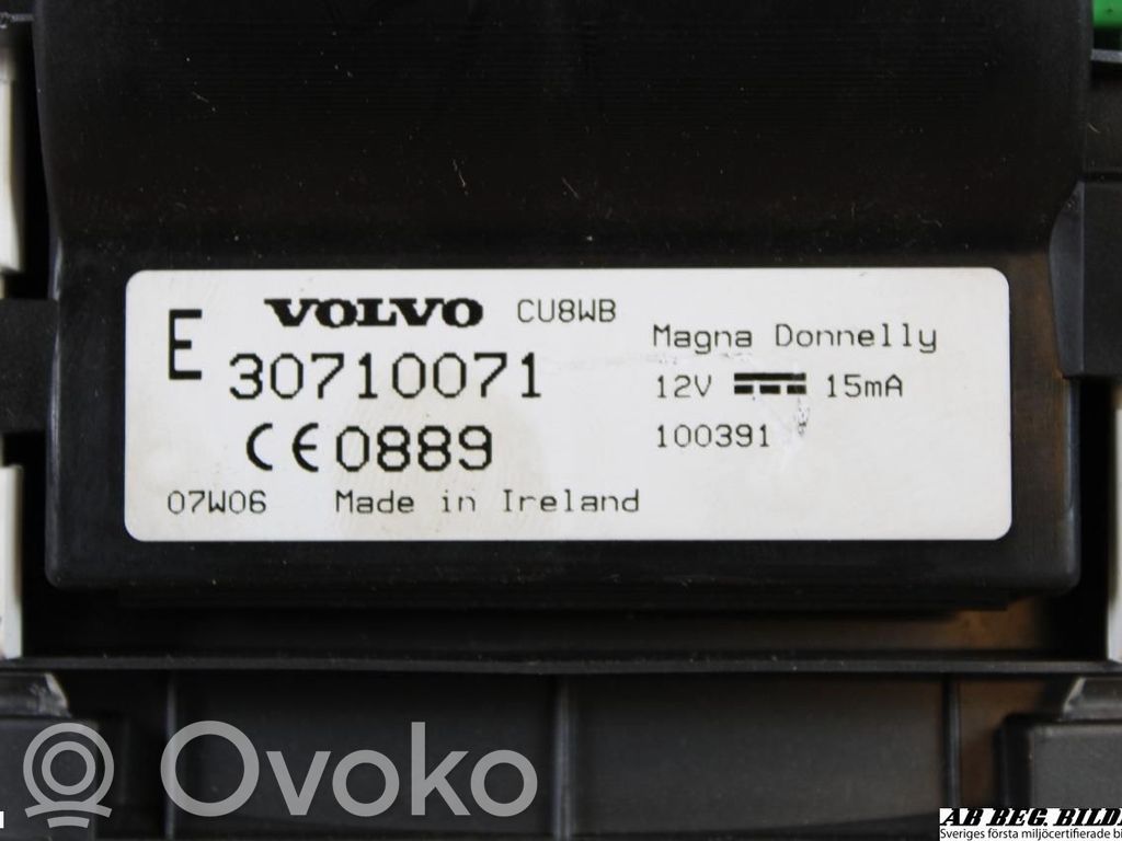 Volvo C30 Speedometer (instrument cluster) 