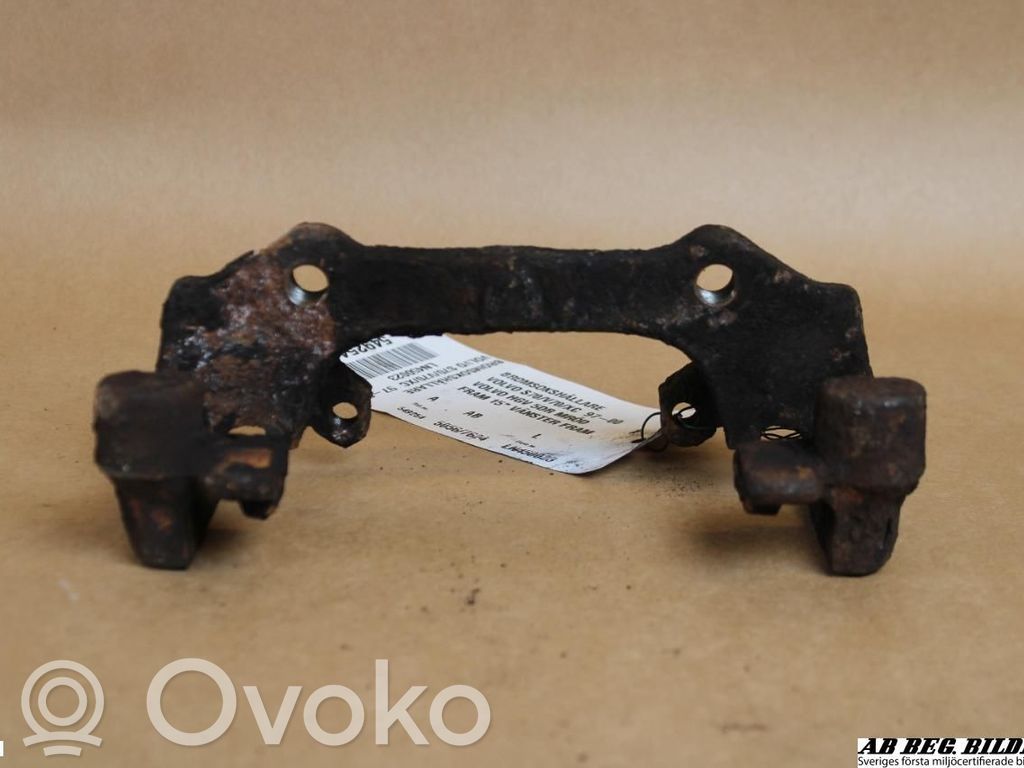 Volvo S70  V70  V70 XC Mocowanie przedniego zacisku hamulca 