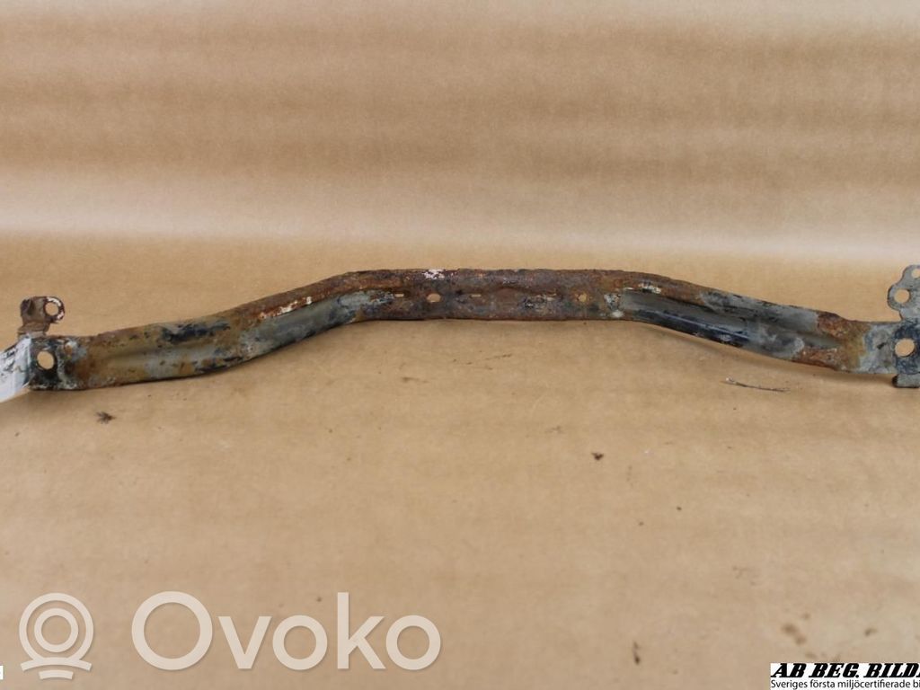 Volvo V70 Uchwyt / Mocowanie zbiornika paliwa 