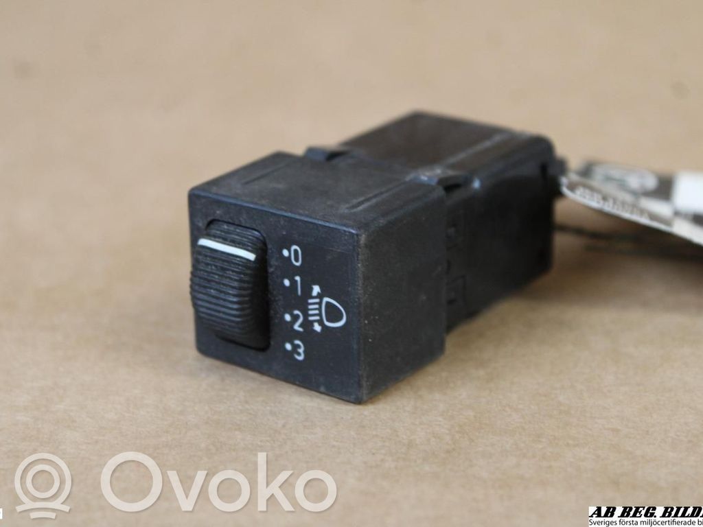 Saab 9000 CD Panel lighting control switch 