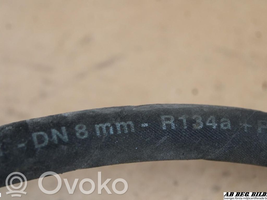 Ilmastointilaitteen putki (A/C)   8200086127