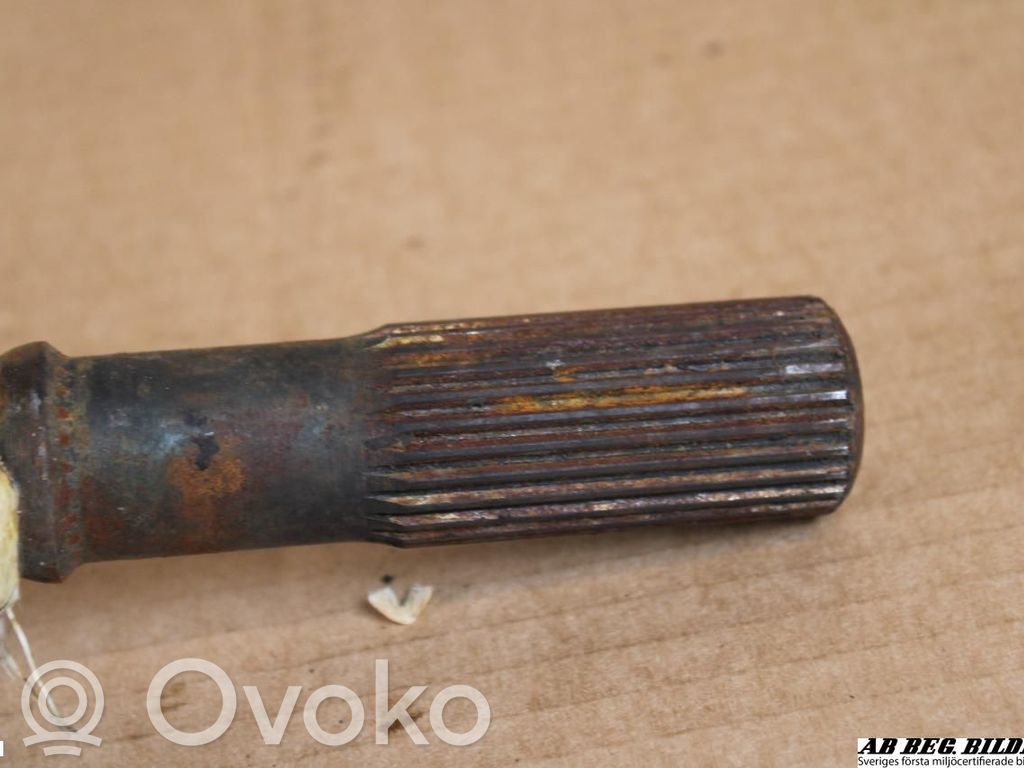 Mercedes-Benz 190 230 W110 W111 Rear driveshaft 