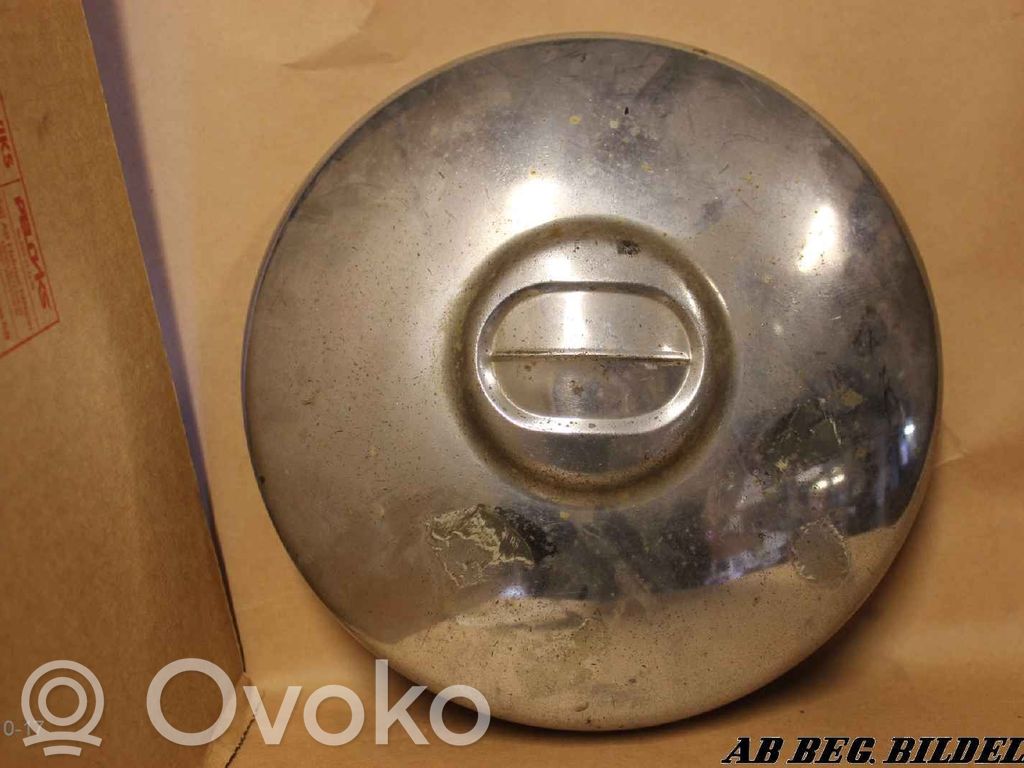 Opel Kapitan Borchia ruota originale 