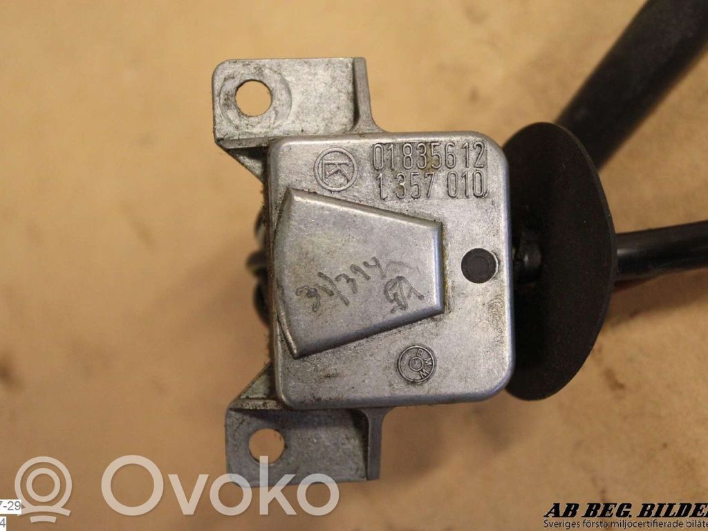BMW 2 114 E6 E10 E20 Valytuvų rankenėlė 