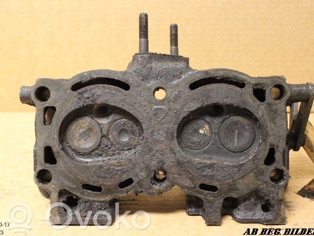 Culata del motor   57374