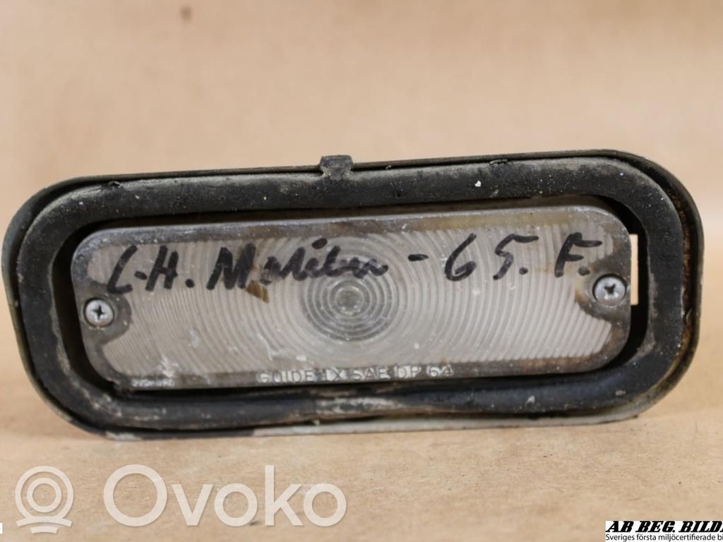 Front indicator light