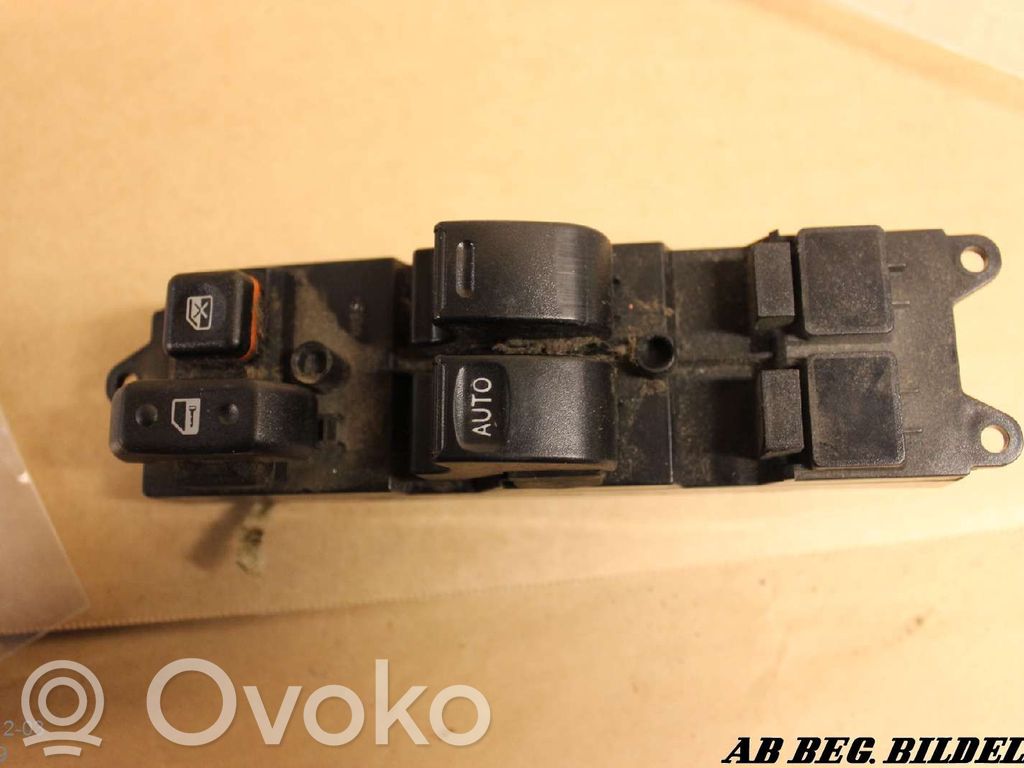 Toyota Avensis T220 Interrupteur commade lève-vitre 