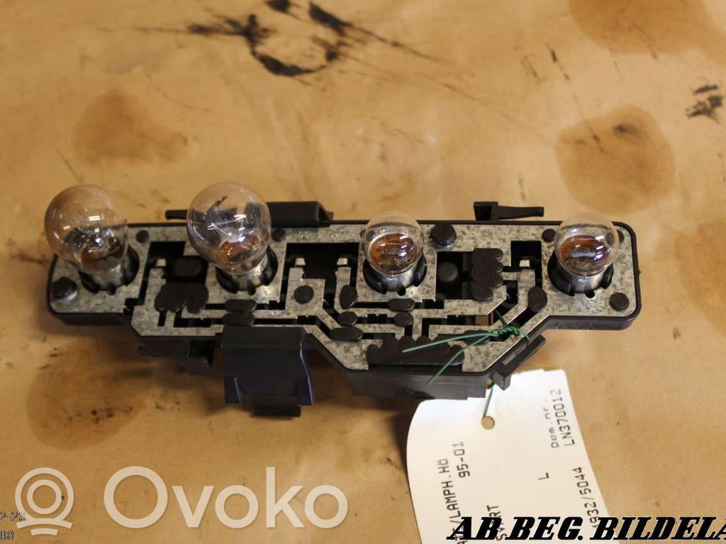 Volkswagen Polo III 6N 6N2 6NF Porte ampoule de feu arrière