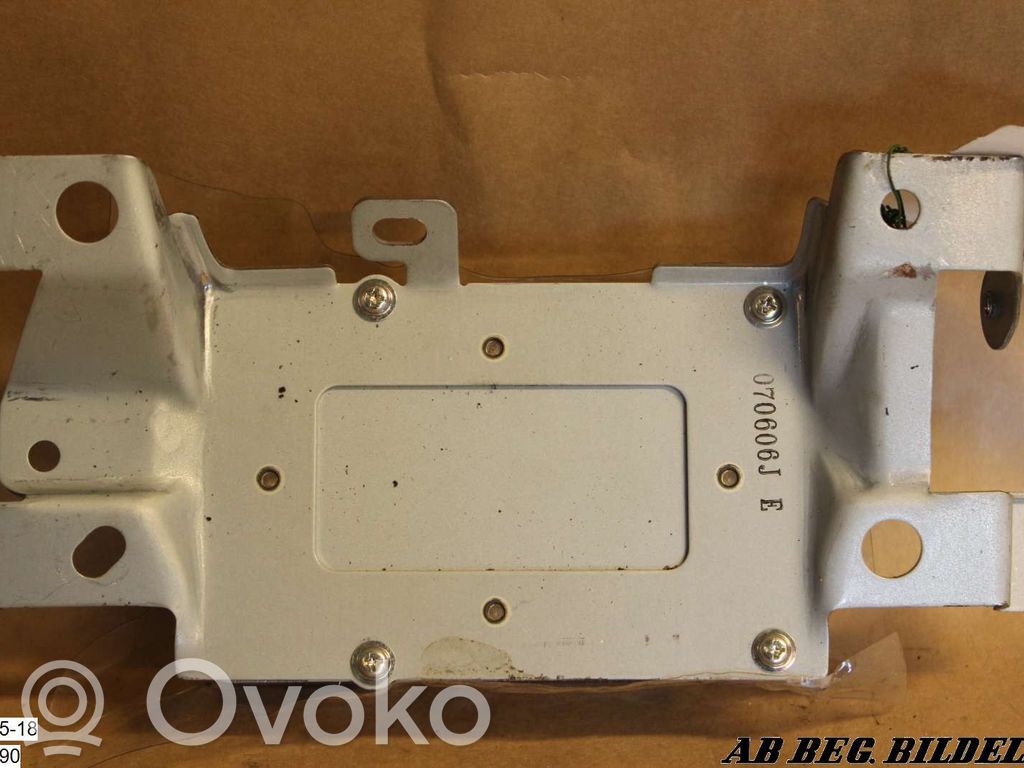 Toyota Hiace (H200) Unitate/modul de comandă airbaguri