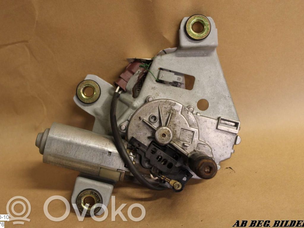 Peugeot 406 Takalasinpyyhkimen moottori 