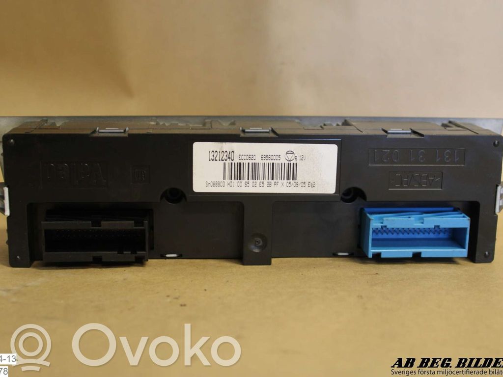 Opel Vectra C Gaisa kondicioniera / klimata kontroles / salona apsildes vadības bloks (salonā)