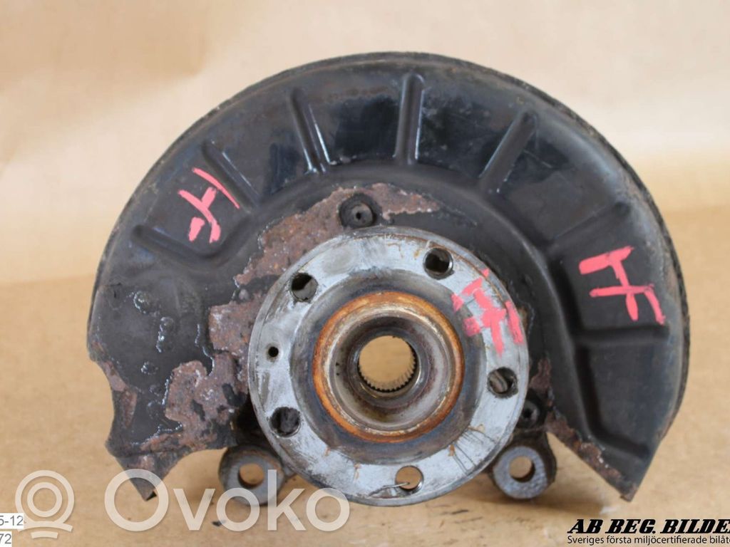 Skoda Octavia Mk2 (1Z) Fuso a snodo con mozzo ruota anteriore