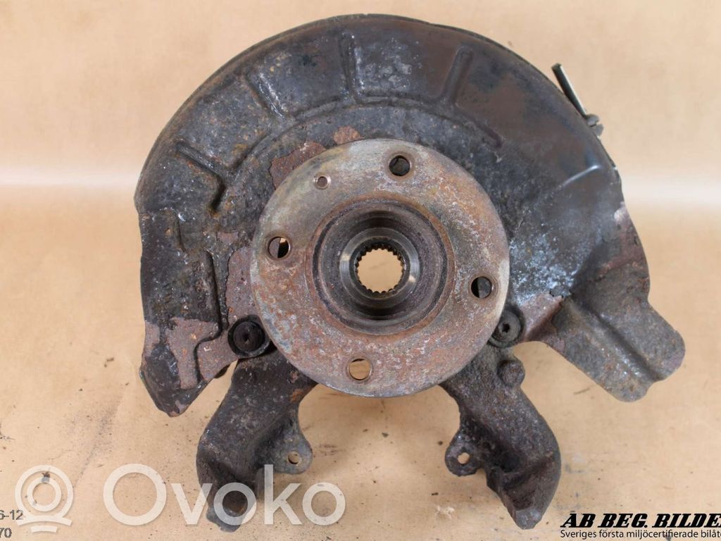 Volkswagen Up Achsschenkel vorne 