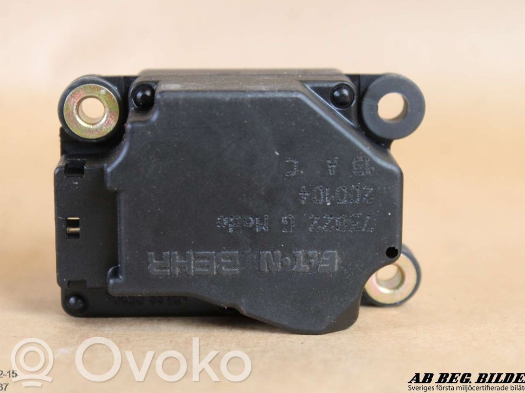 Volvo XC70 Motor/activador trampilla del aire acondicionado (A/C) 