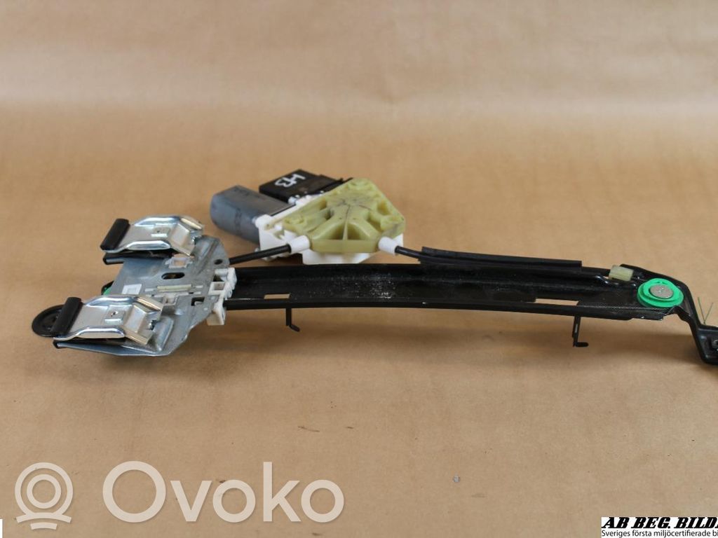 Seat Leon (1P) Elektryczny podnośnik szyby drzwi tylnych