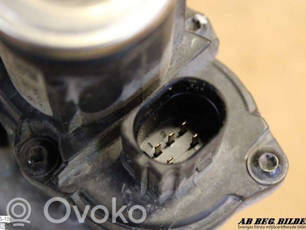 Volkswagen PASSAT B7 Valvola di raffreddamento EGR