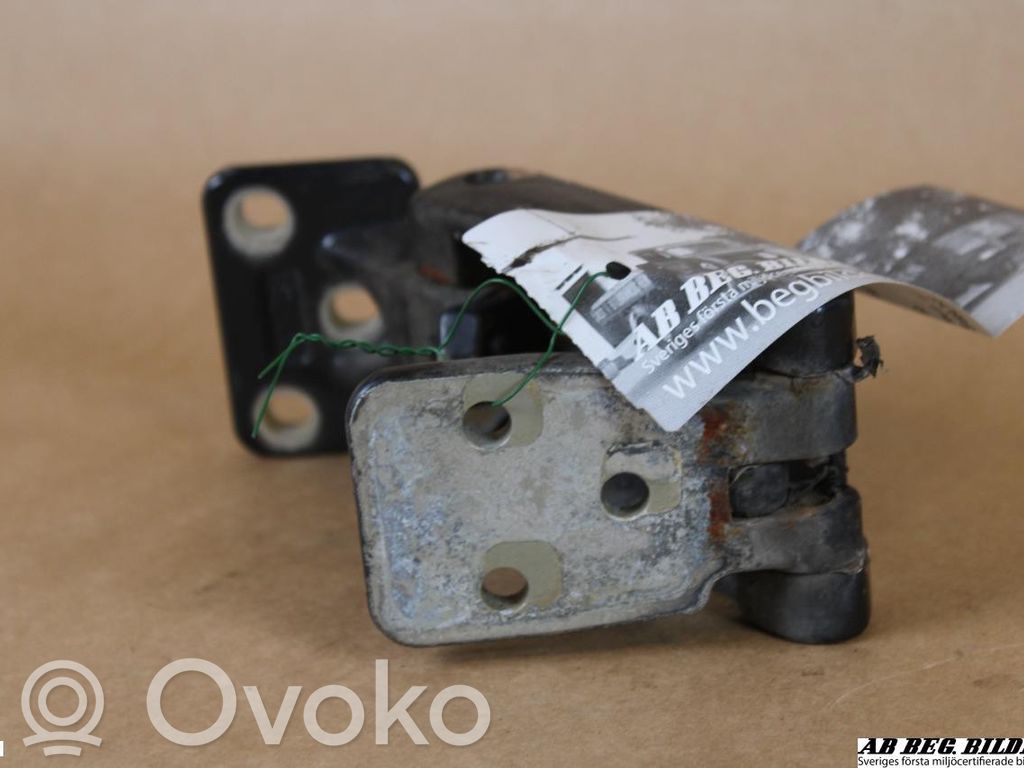 Mercedes-Benz Sprinter W906 Rear door lower hinge 