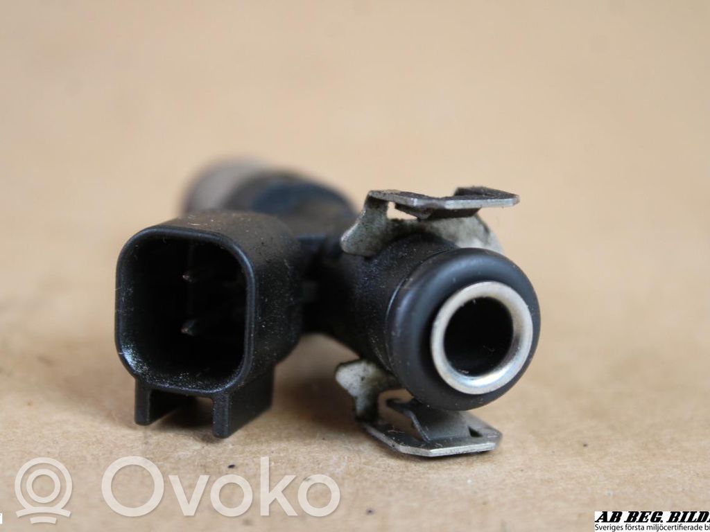 Volvo V70 Fuel injector