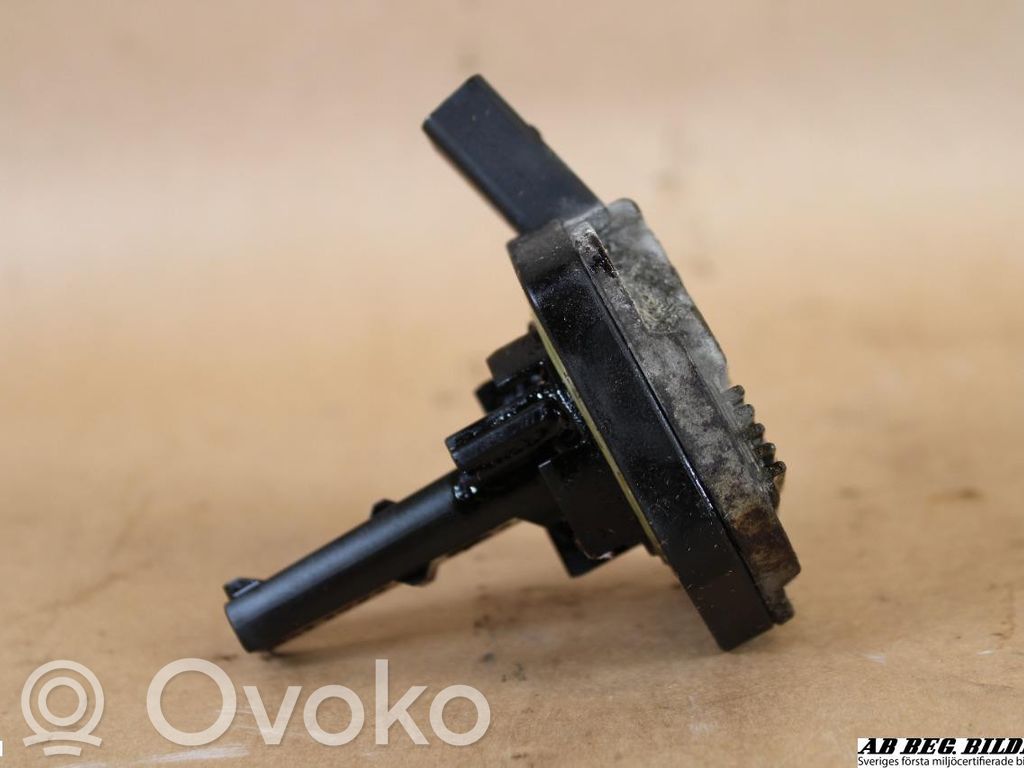 Volkswagen Golf V Capteur de niveau d'huile 
