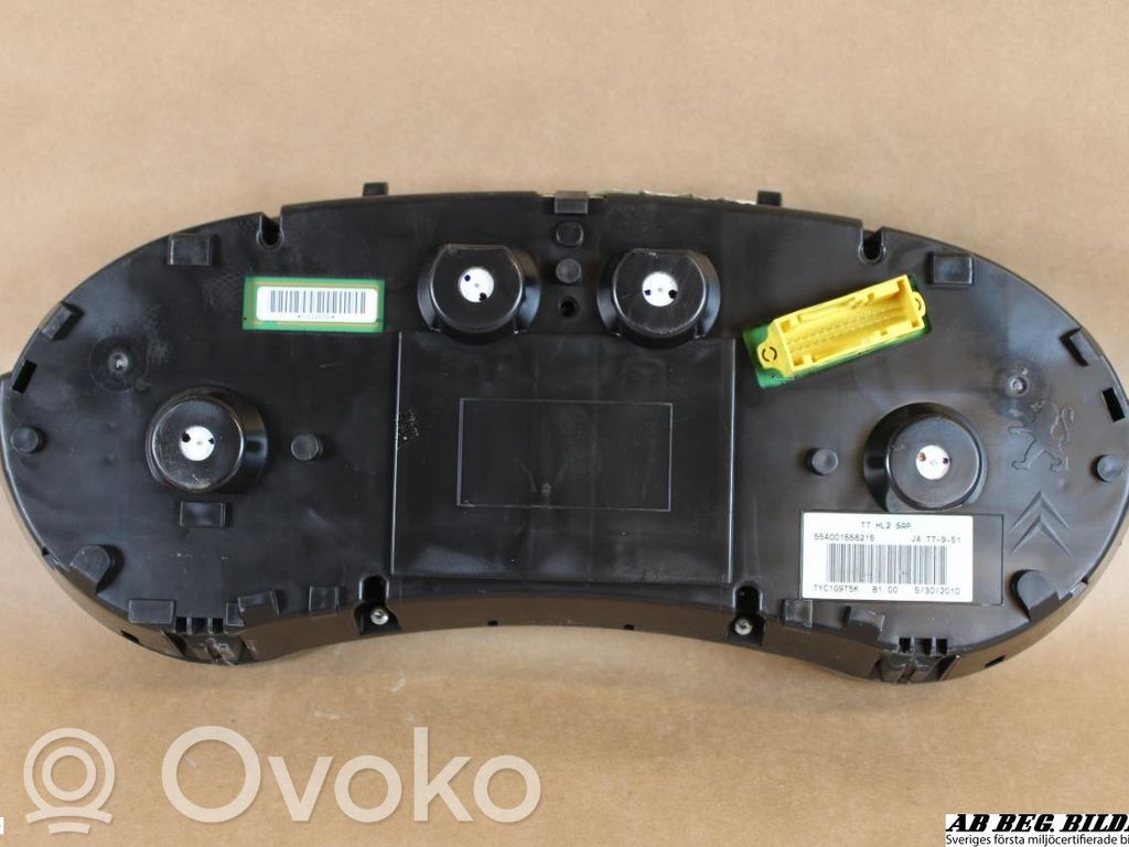 Peugeot 308 Speedometer (instrument cluster) 