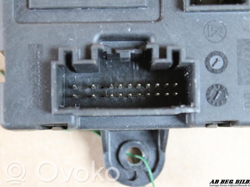 Land Rover Freelander 2 - LR2 Unitate/modul comandă uși 