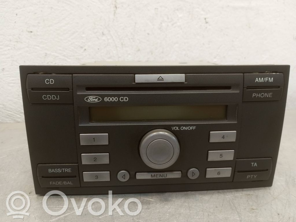 Ford Focus Radio / CD/DVD atskaņotājs / navigācija 