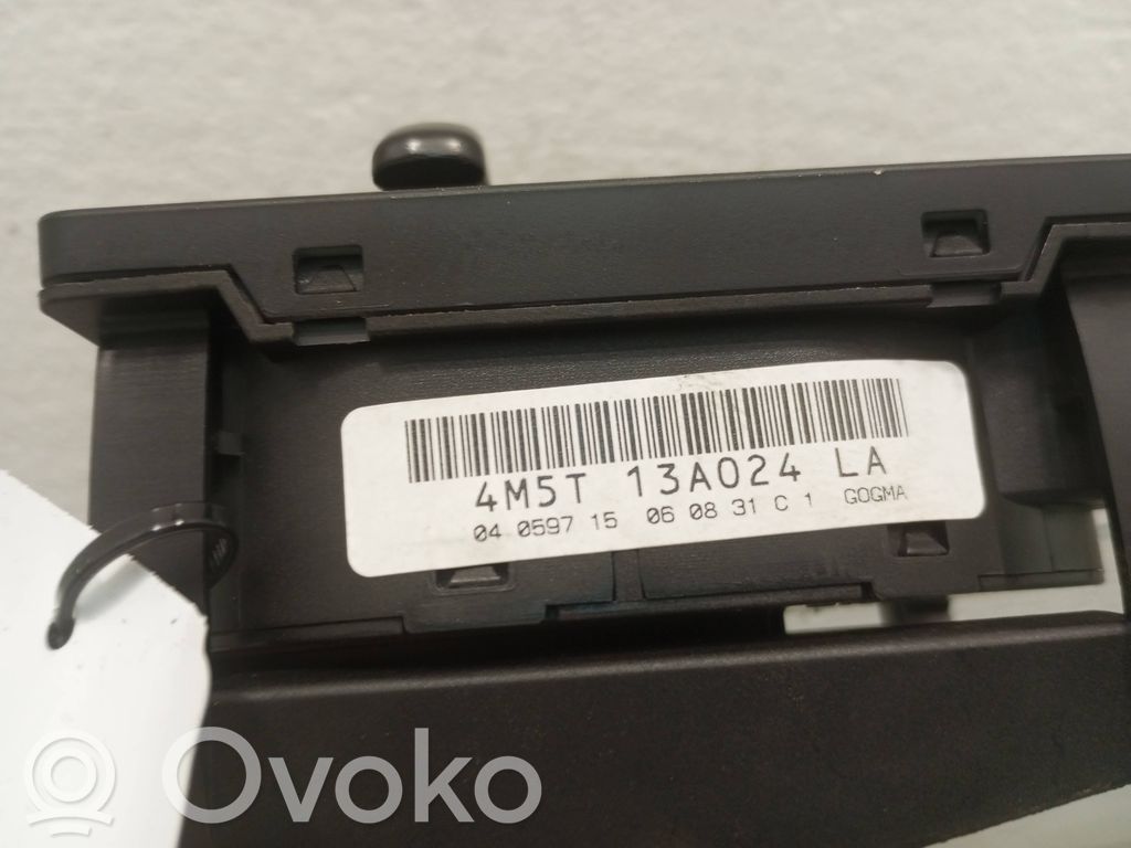 Ford Focus Light switch 