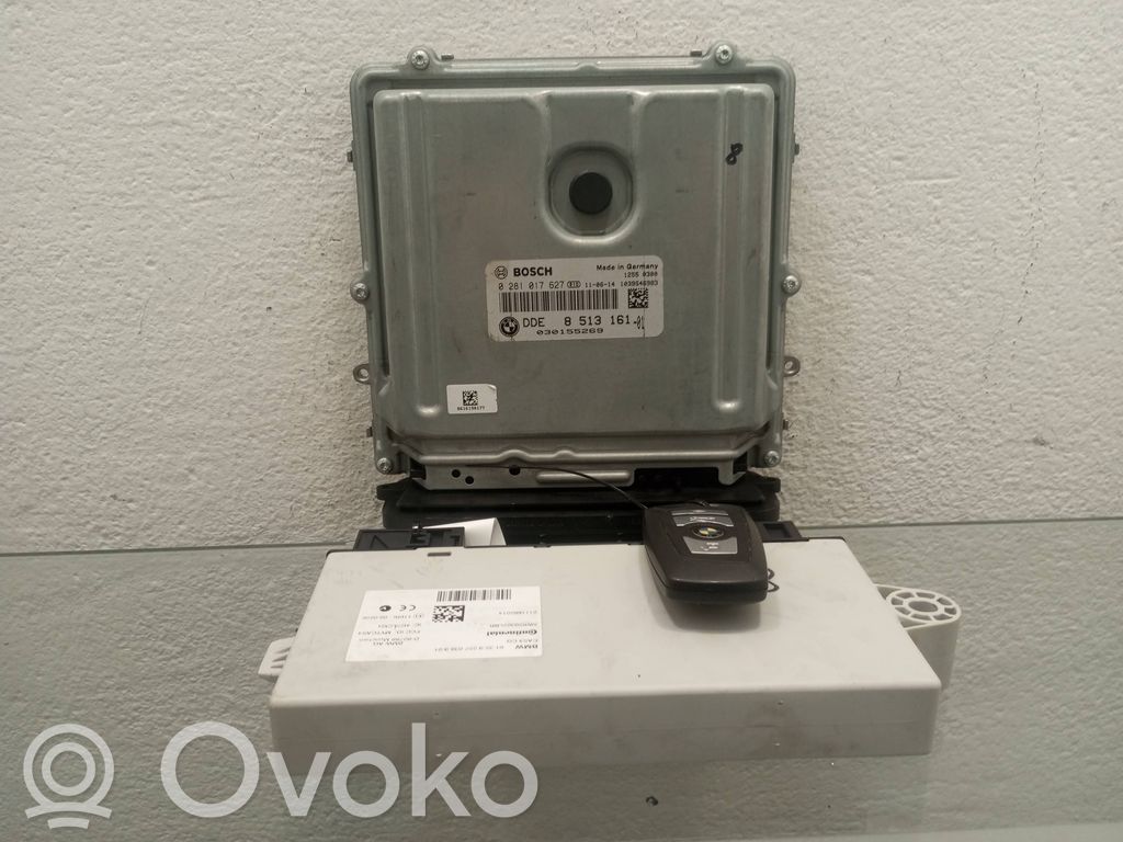 BMW 5 F10 F11 Dzinēja vadības bloks 