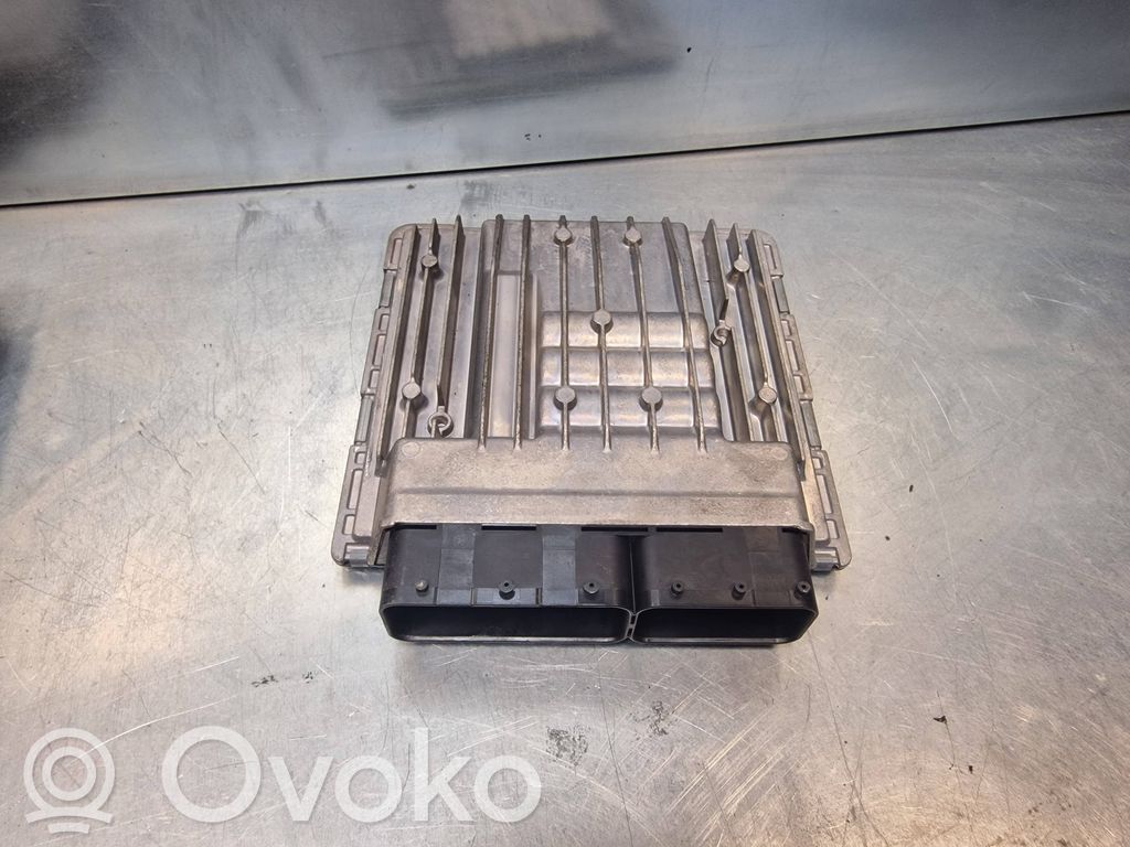 BMW 3 E90 E91 Engine control unit/module 