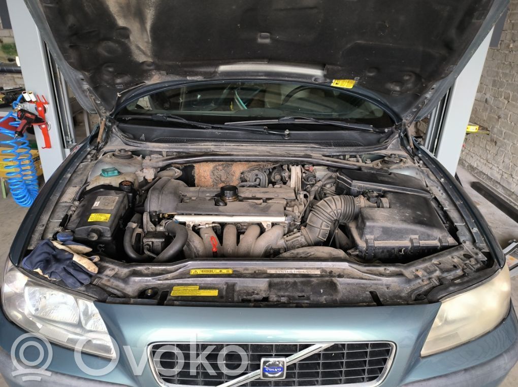 Engine   B5244S2