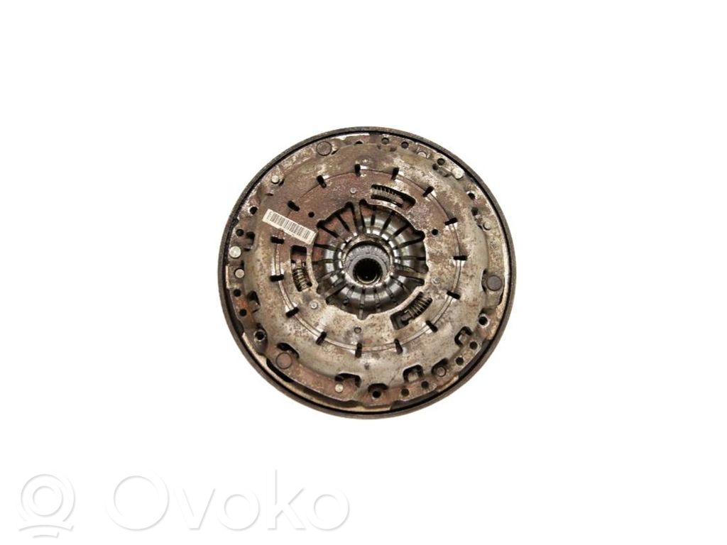 Clutch set kit   7637279,21207637279,21207577479,21207567829,21207577479,21207615627,21207628091,21207637279,21208631807,7567829,7577479,7615627,7628091,8631807