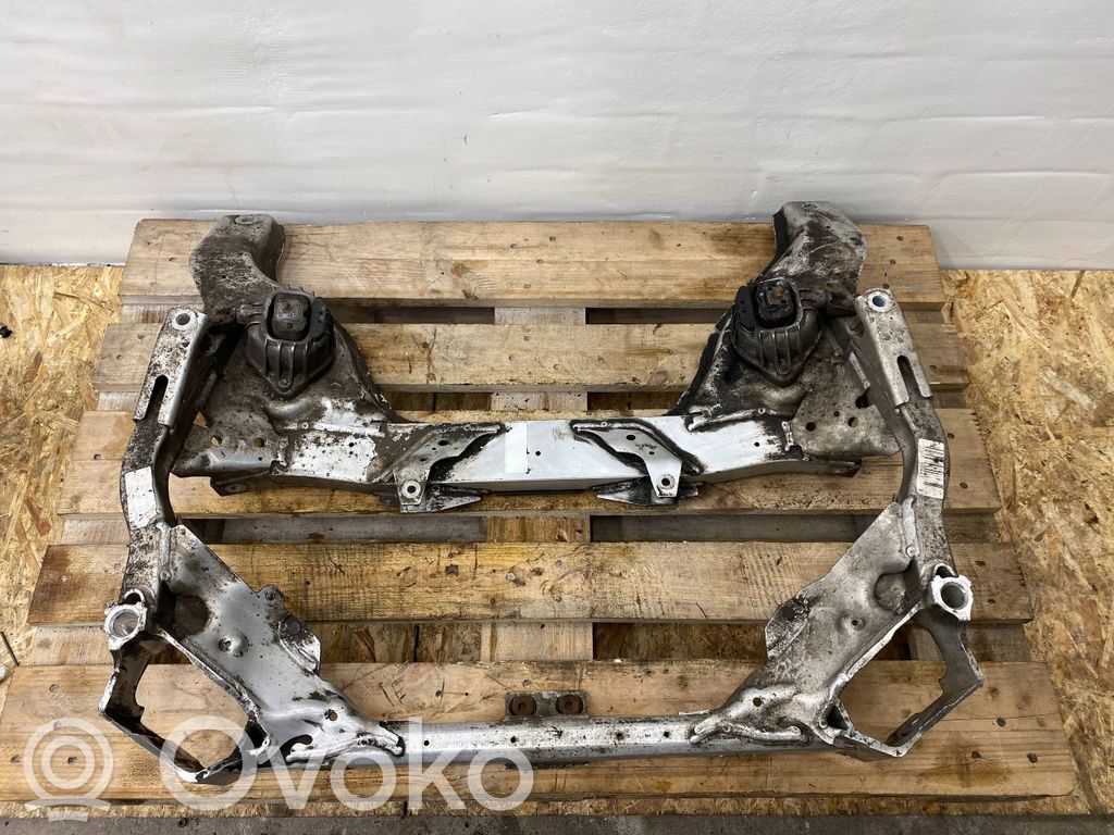 BMW 3 E92 E93 Priekšējais tilts 