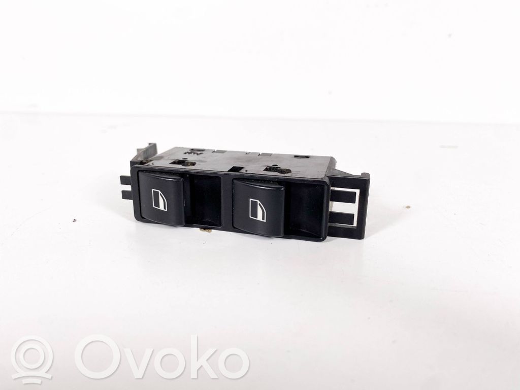 Interruptor del elevalunas eléctrico   8381514,0191868819,08J999V,0Z707180,61318381514