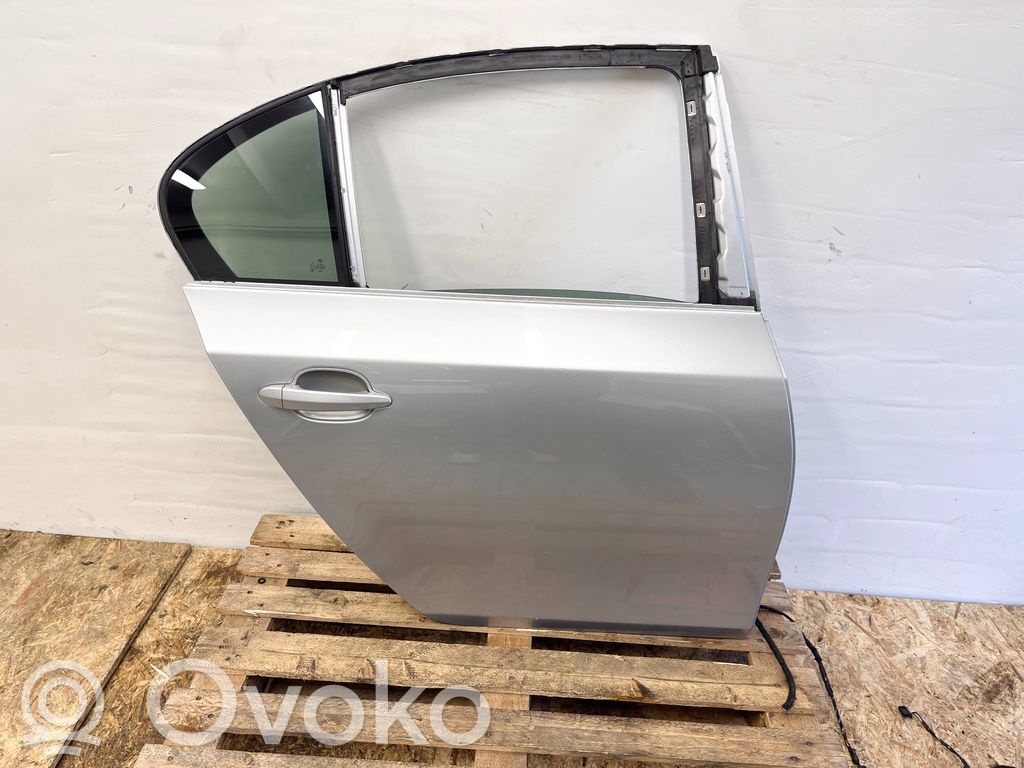 BMW 5 E60 E61 Galinės durys 