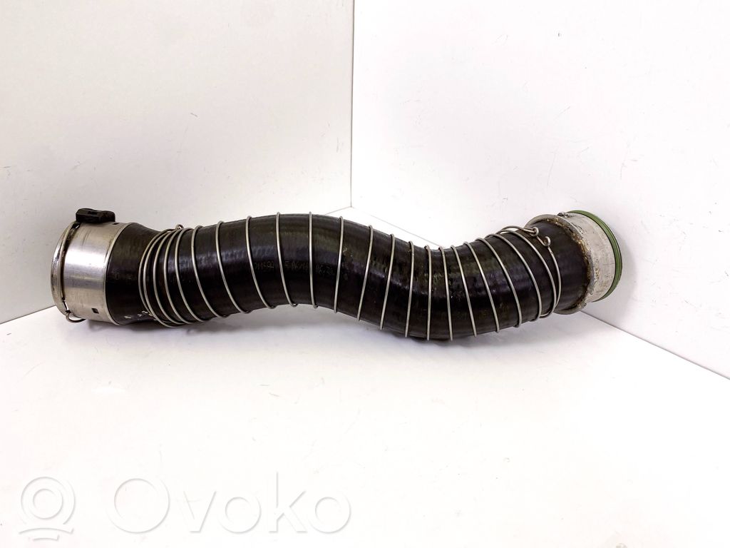 BMW 3 E90 E91 Intercooler hose/pipe 