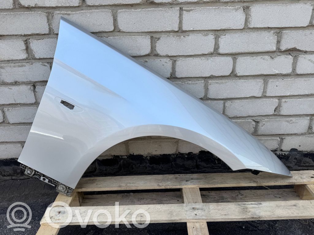 BMW 3 E92 E93 Sparnas 