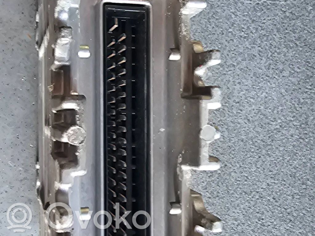 Volkswagen PASSAT B4 Engine control unit/module 