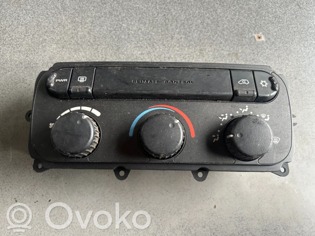 Chrysler Voyager Climate control unit 