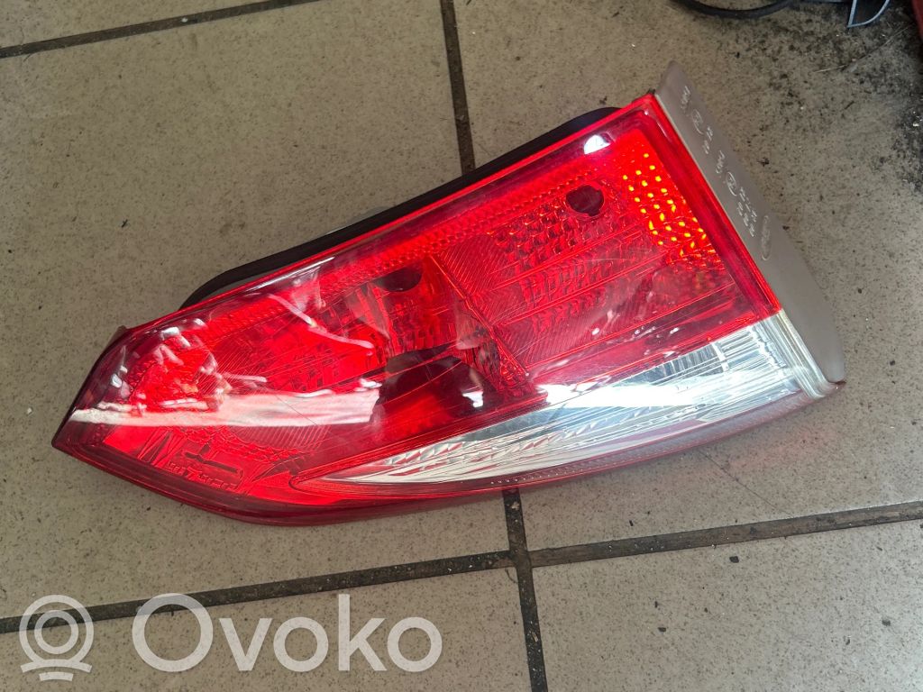 Ford Focus Takaluukun takavalot 