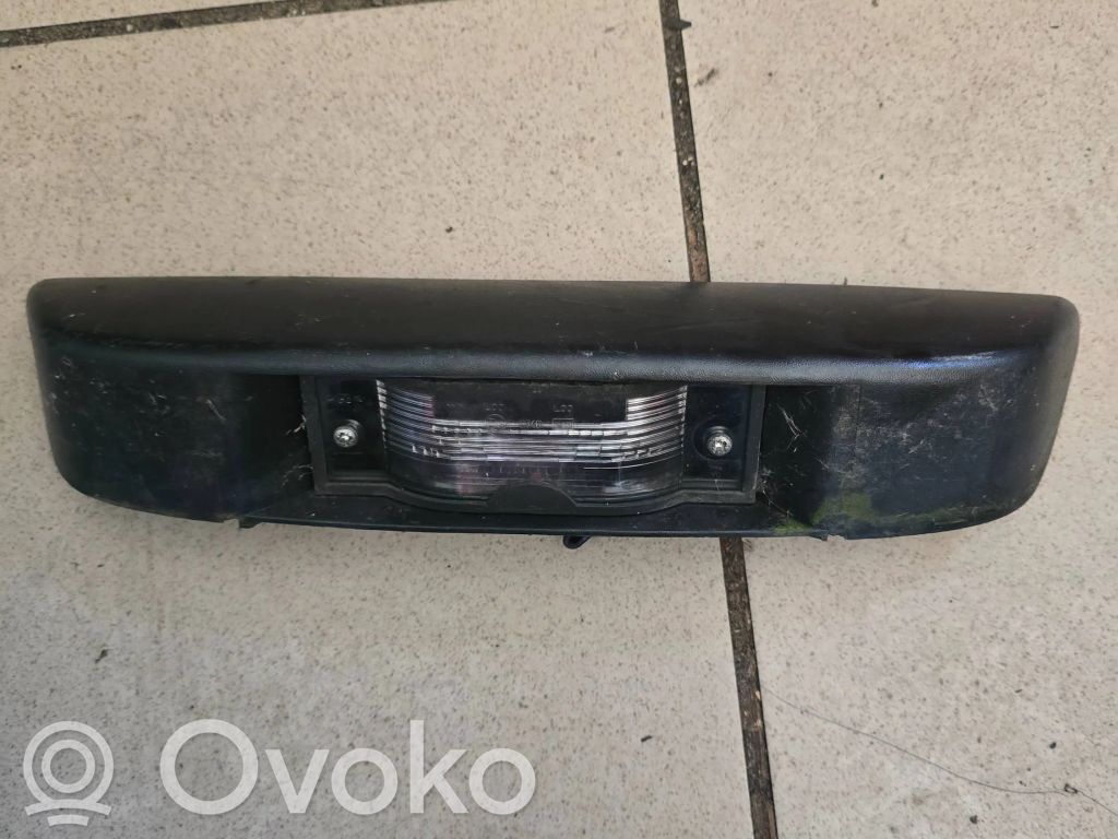 Renault Trafic II (X83) Éclairage de plaque d'immatriculation 