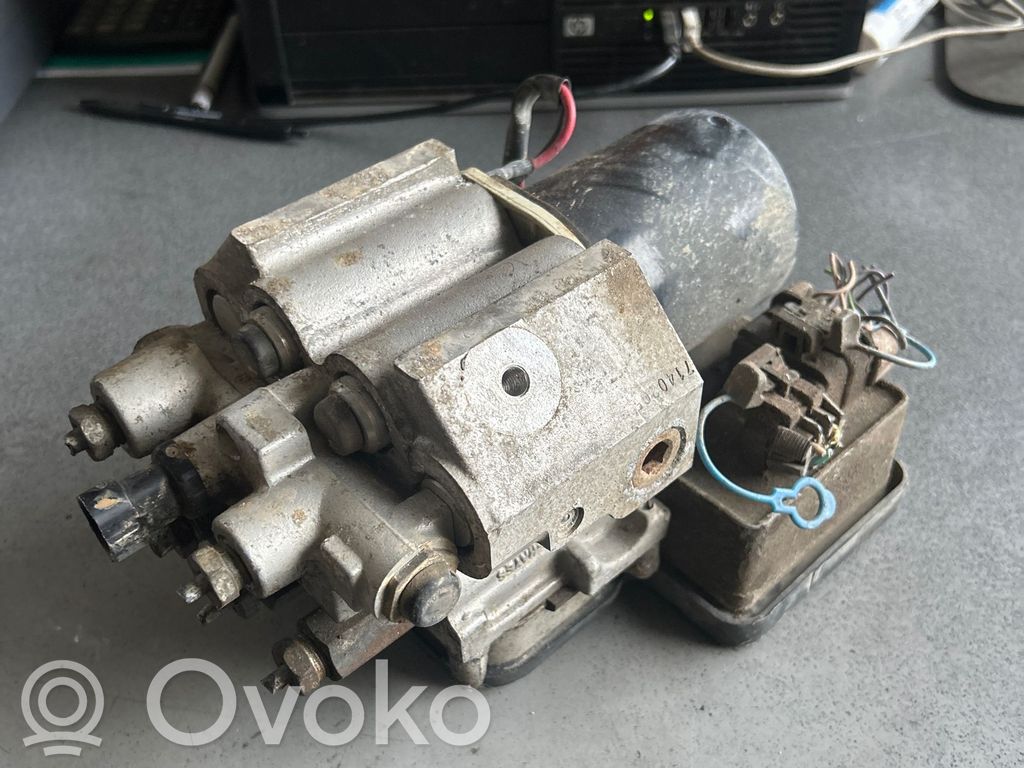 Chevrolet Van G30 ABS Blokas 