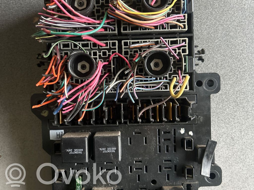 Chrysler Voyager Fuse module 