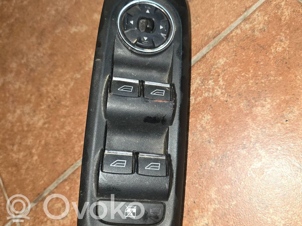 Electric window control switch   7S7T14A132AB,A2708970252,27082009