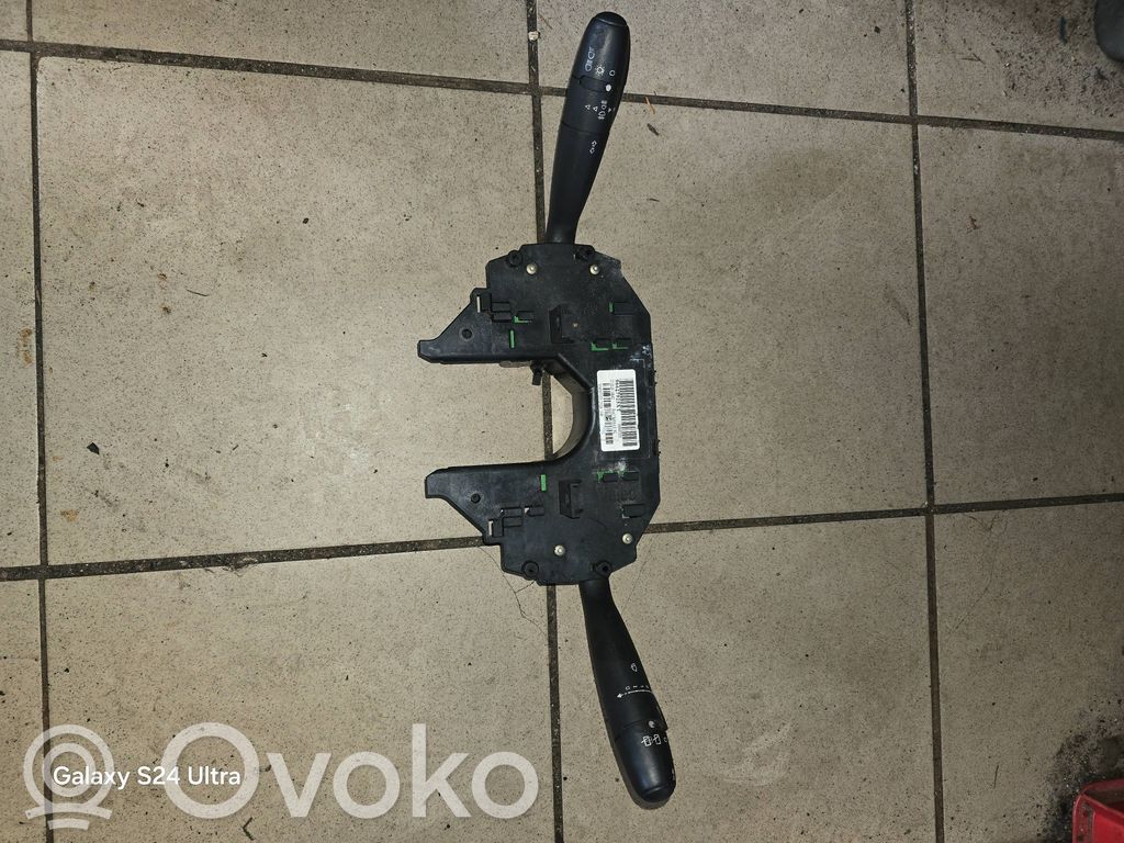 Citroen C4 I Commodo, commande essuie-glace/phare 