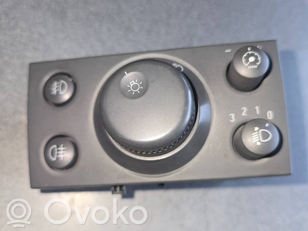 Opel Signum Przełącznik świateł 